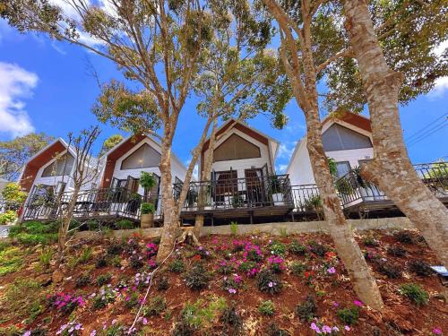 Kon Plong Hotel | Happy House Măng Đen-Homestay&Coffee
