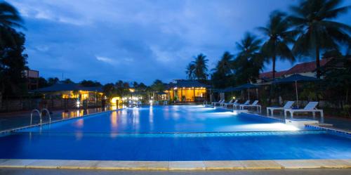 Ong Lang Hotel | Herbal Resort & Spa 3 minutes to the beach