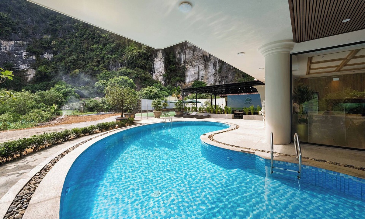 Hoa Lu Hotel | Heritage Charm Hotel Trang An