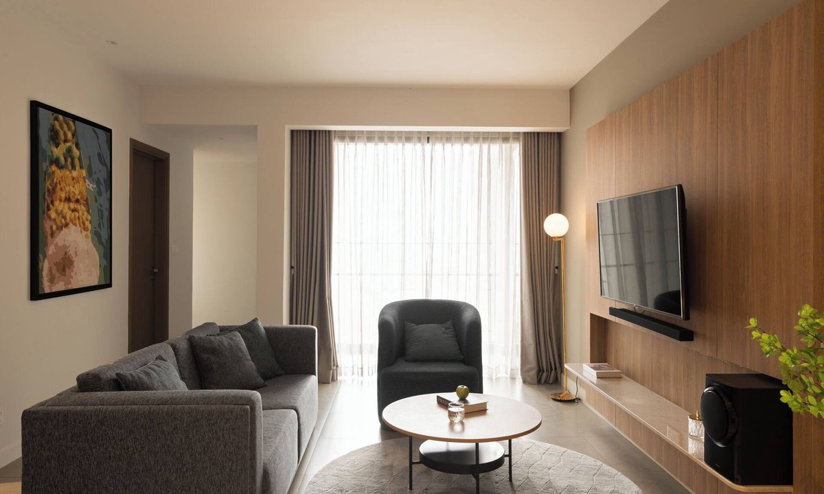District 1 Condo | Highend 2bedroom Condo in Zenity District 1 with Pool/Gym/Bathtub