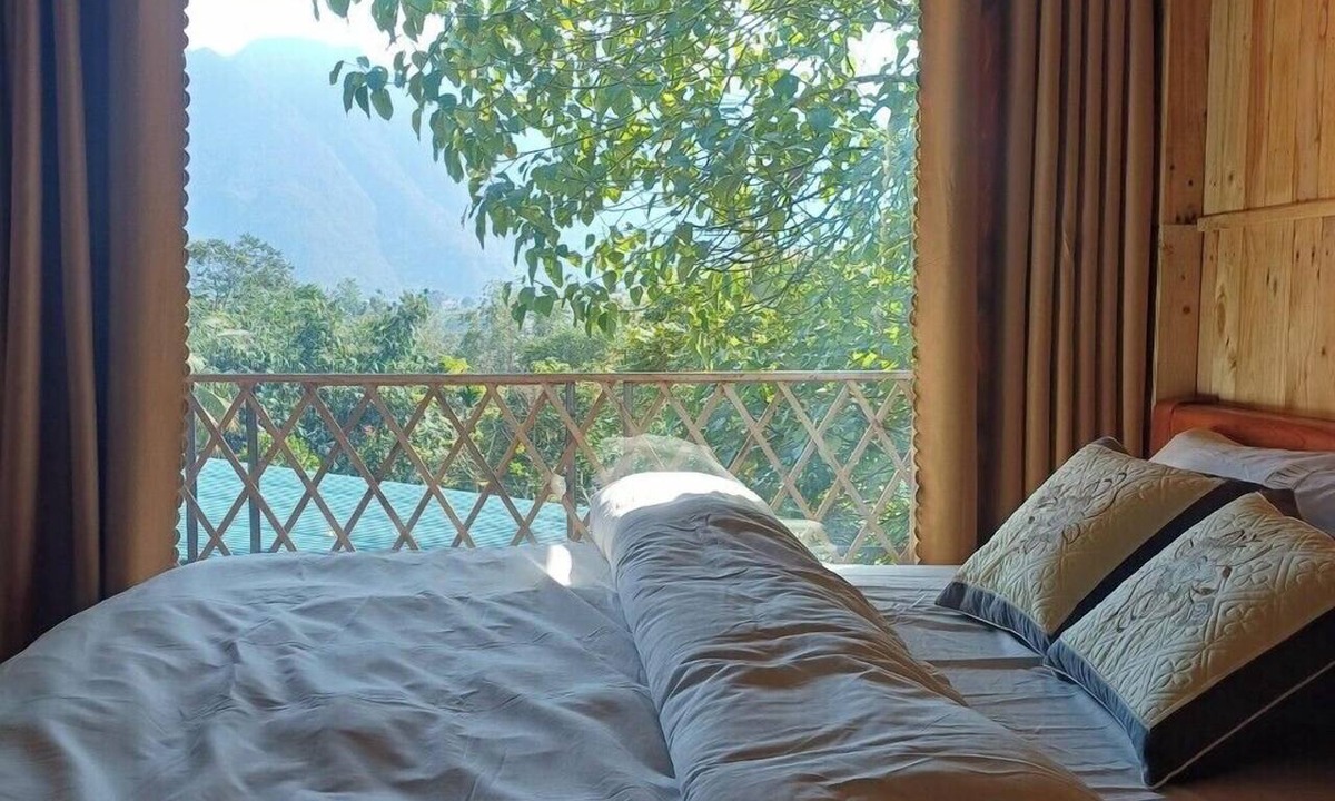 Mai Chau Bed & Breakfast | Hill House