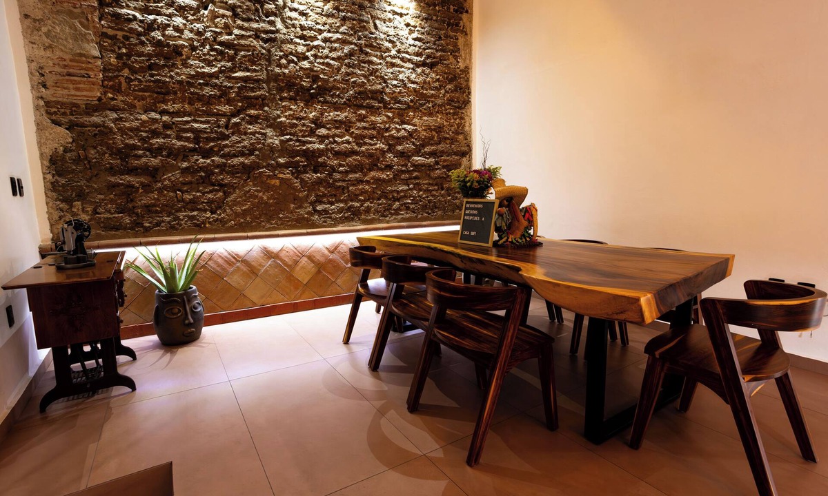 Centro House | Histórica Casona Oaxaqueña tranquila y con excelente ubicación. Lobby y Balcón