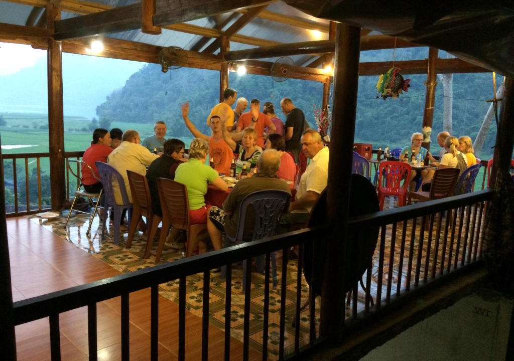 Nam Mau House | Hoàng Nguyên Homestay Ba Be