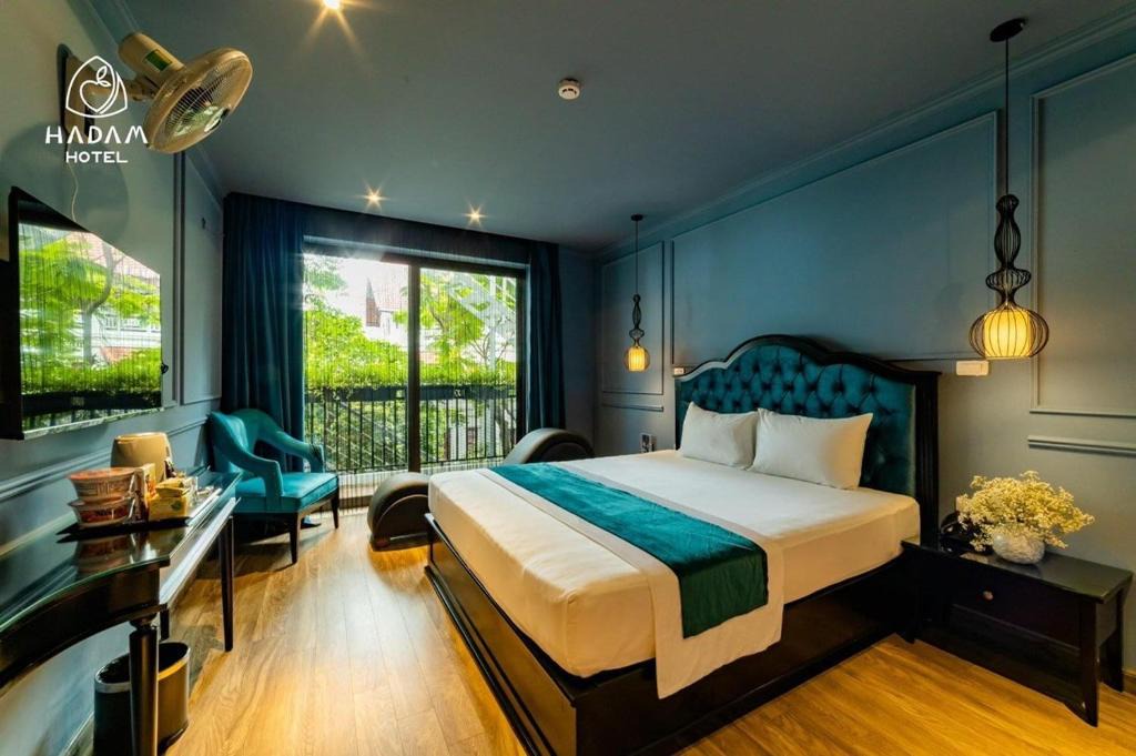 Cau Giay Hotel | Hoàng Tử Hotel CS4 - Ngõ 12 Trần Kim Xuyến, Yên Hoà - by Bay Luxury