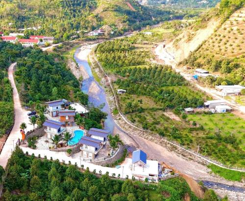 Khanh Son Resort | Homestay MiNaNo
