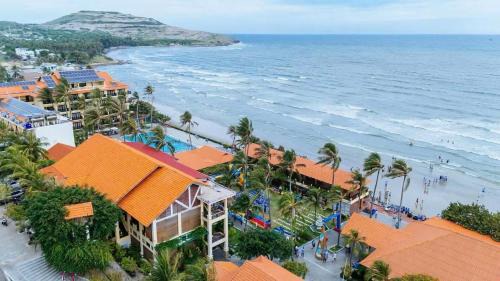 Mui Ne Resort | Hon Rom Central Beach Resort