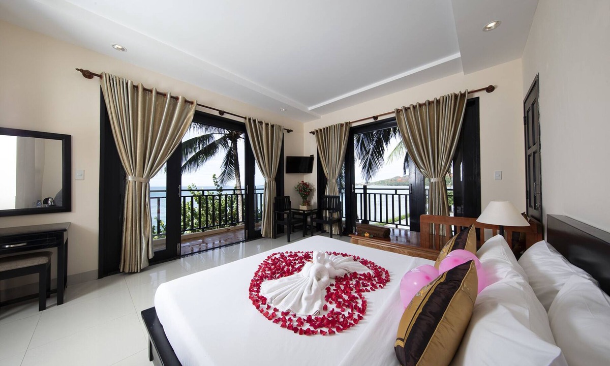 Mui Ne Hotel | Hon Rom Central Beach Resort