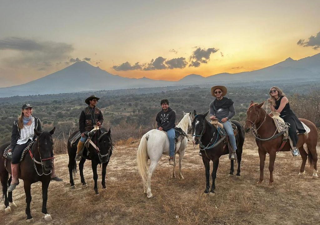 San Andres Calpan House | Horse & Bed Hostel