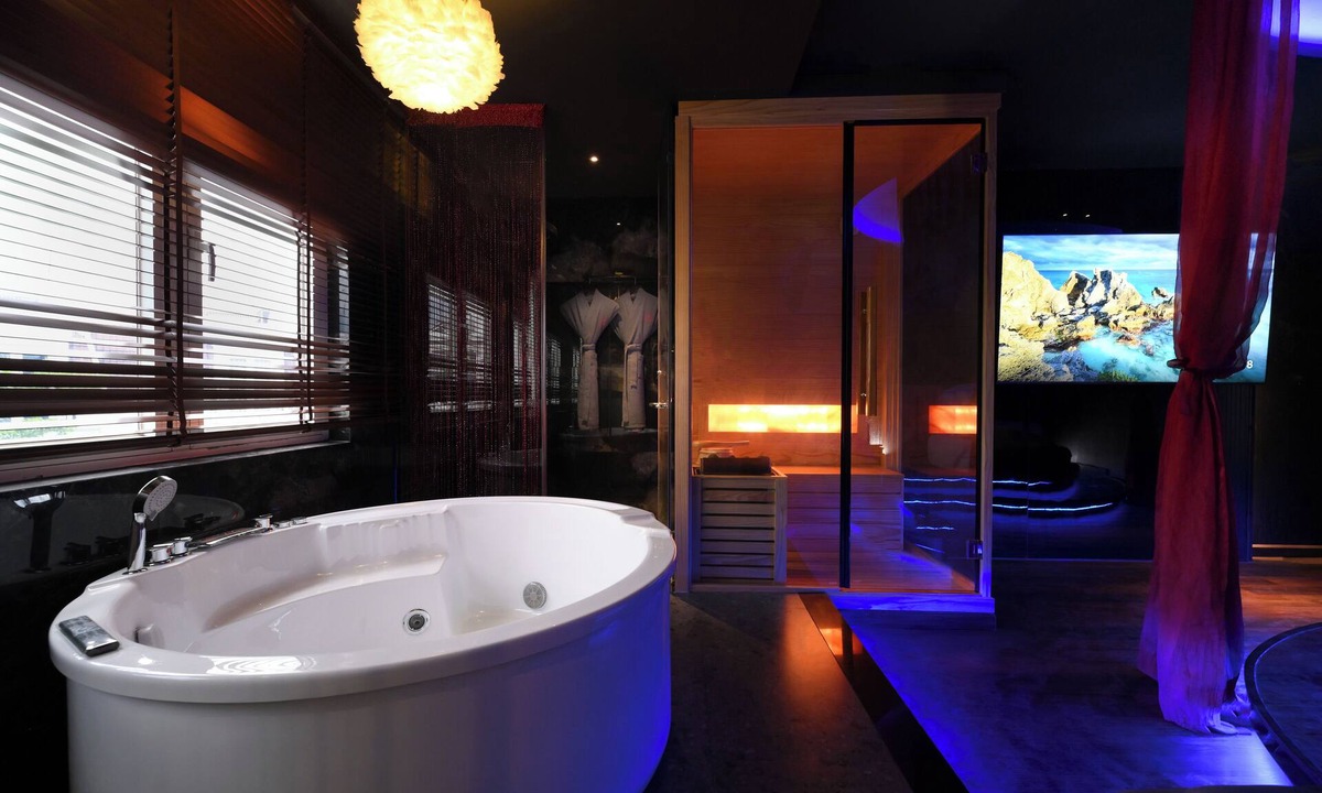 Go Vap Hotel | Hotel Lamour