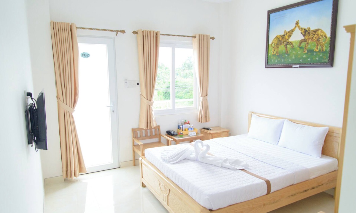 Giong Trom Hotel | Hung Long Hotel
