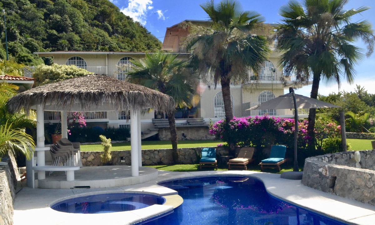Cuernavaca House | Ideal for working from home and spending time with the family