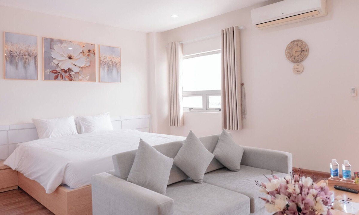 Tinh Gia Hotel | Juna Hotel
