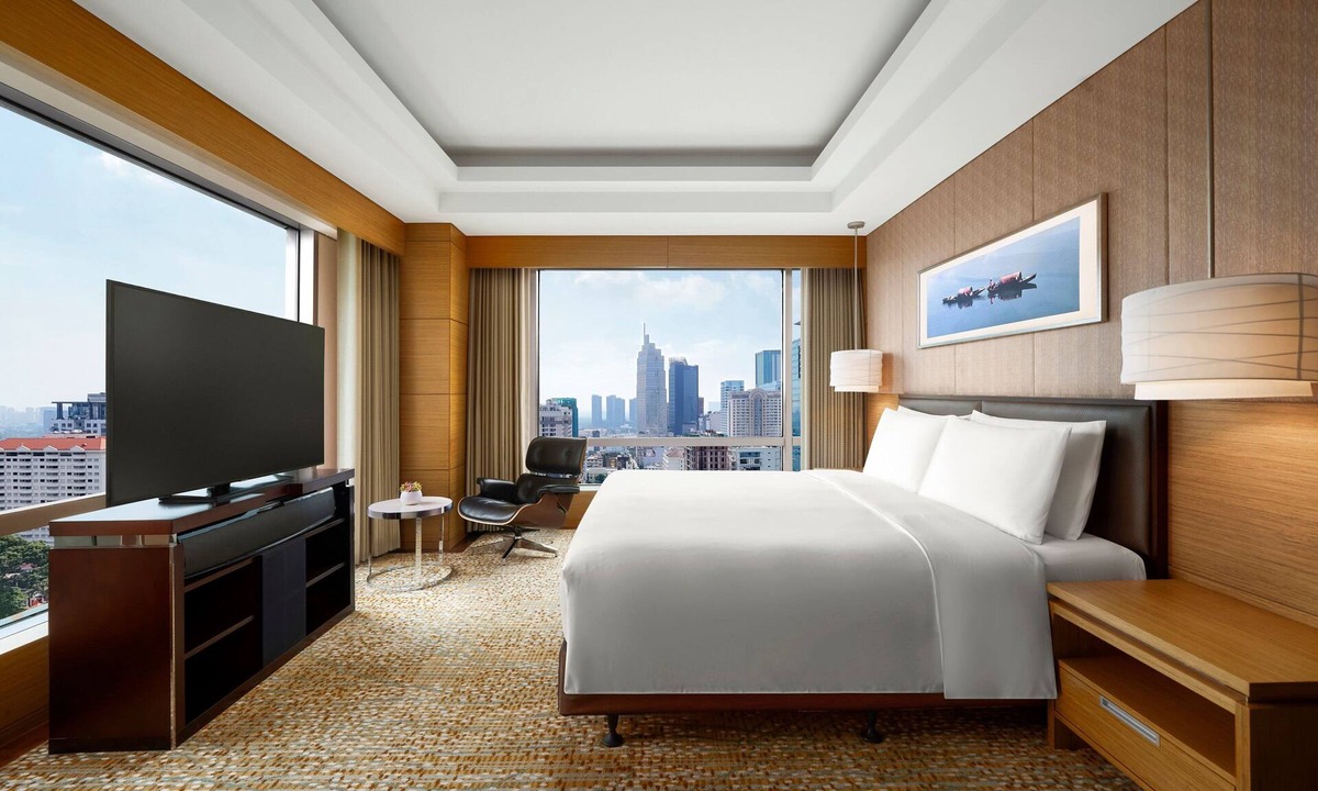 Ben Nghe Hotel | JW Marriott Hotel & Suites Saigon
