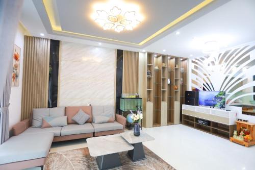 Huong Thuy House | Kenppic House - cách AE mall khoảng 3 phút xe máy