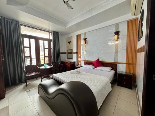 District 10 Hotel | Khách Sạn Kim Long