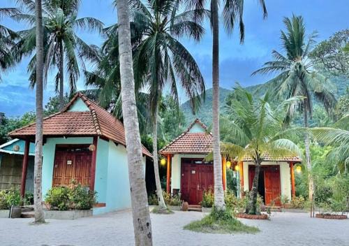 Ham Ninh Resort | Kiki Coconut Beach Resort