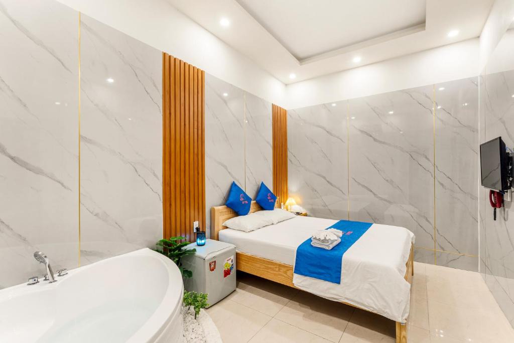 Ba Queo Hotel | KISS Hotel Tân Bình