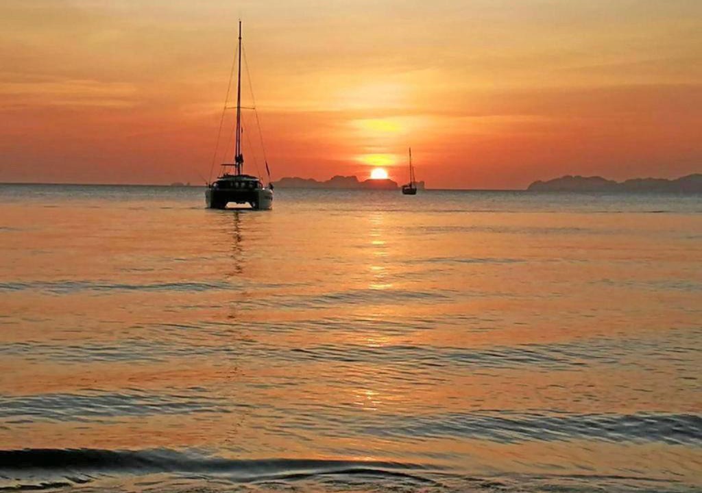 Nuea Khlong Resort | Koh Jum Delight Beach