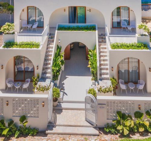 Ganh Dau Cabin | La Perla 5 beach Phú Quốc
