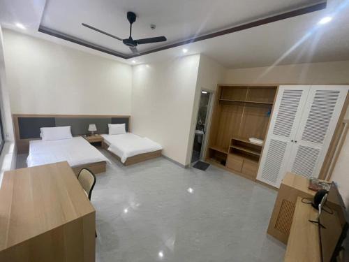 Dak Mil Hotel | Lakeside Hotel