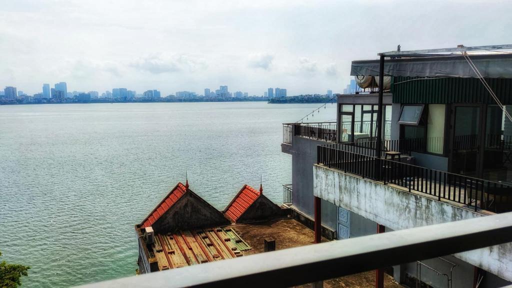 Yen Phu Apartment | LAKEVIEW-Tay Ho by A