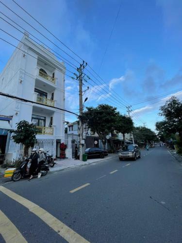 Cam Le Hotel | LAKSHMI Apartment & Hotel Da Nang
