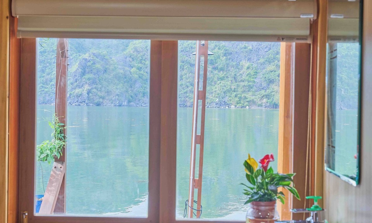 Cat Hai Boat Rental | Lan Ha Floating Homestay