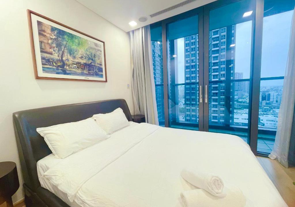 Hang Xanh Apartment | LANDMARK 81 Luxury 2-Bedroom LM81-1112B