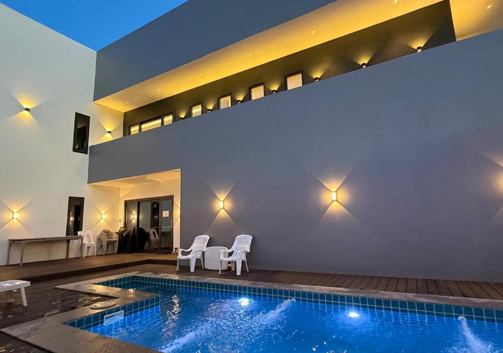 Vientiane Prefecture Villa | LaViena pool villa