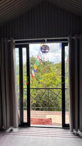 Dak Mil House | Lily's Stone Garden bungalow