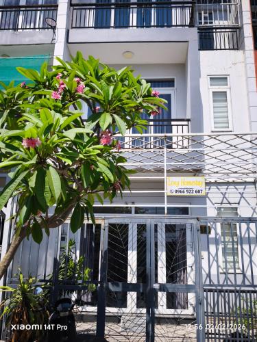 Duc Hoa Apartment | Long Homestay Phuc An