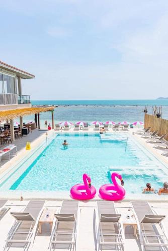 Chaweng City Center Hotel | LOVE beach club Koh Samui