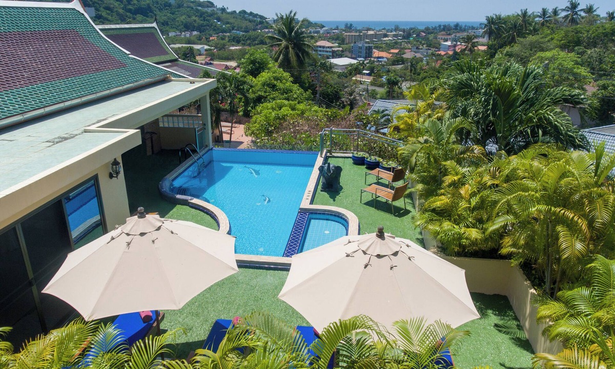 Kata Villa | Luxury Four Bed Villa Jasmine, infinity pool, full staff , chef and breakfasts