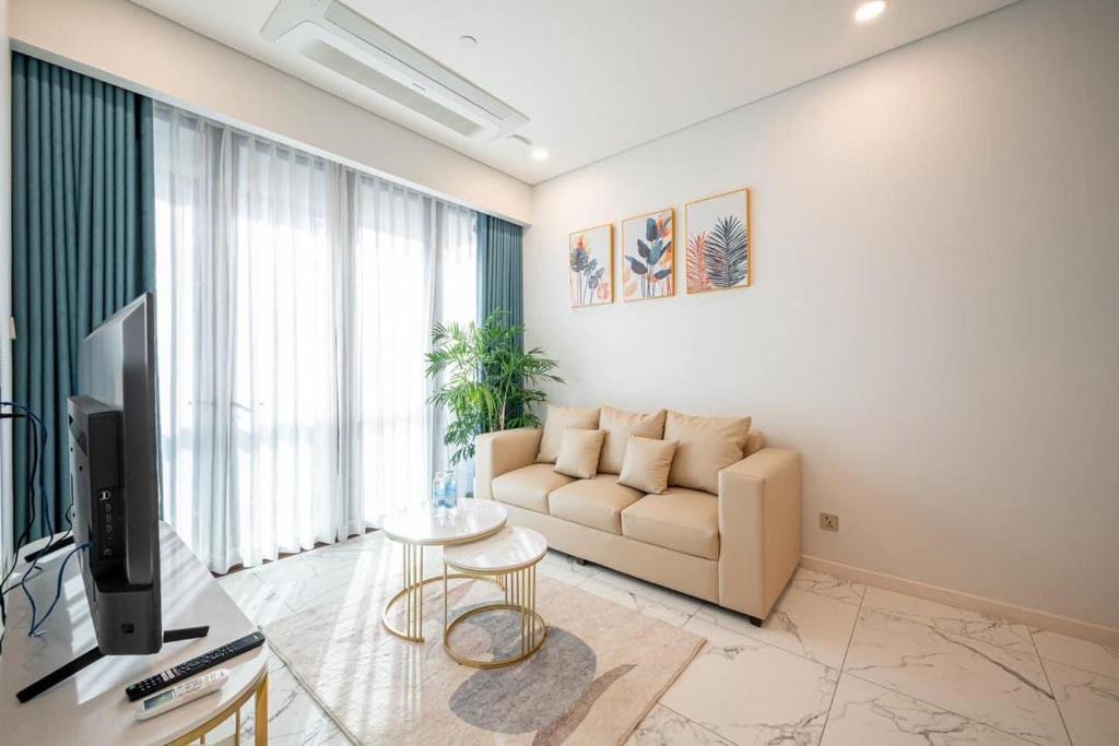 District 10 Apartment | Luxury Home Apartment Ha Do Centrosa