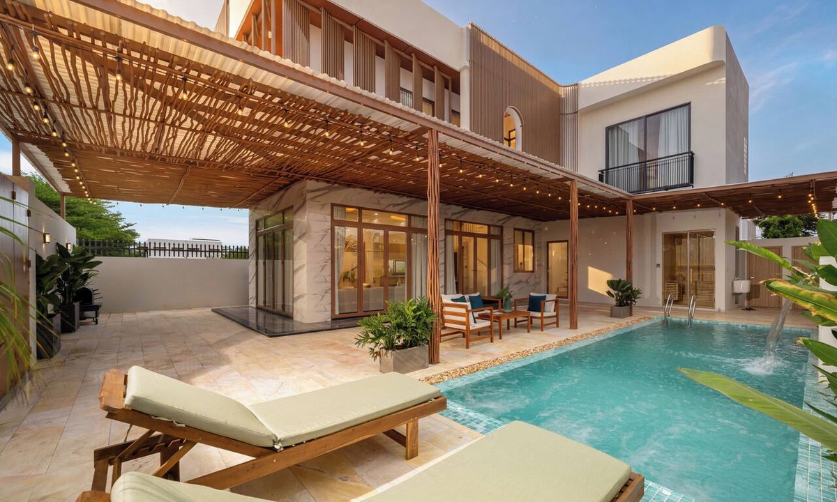 Ngu Hanh Son House | Luxury Orient Golf Villa& Suite 5BR near Golf