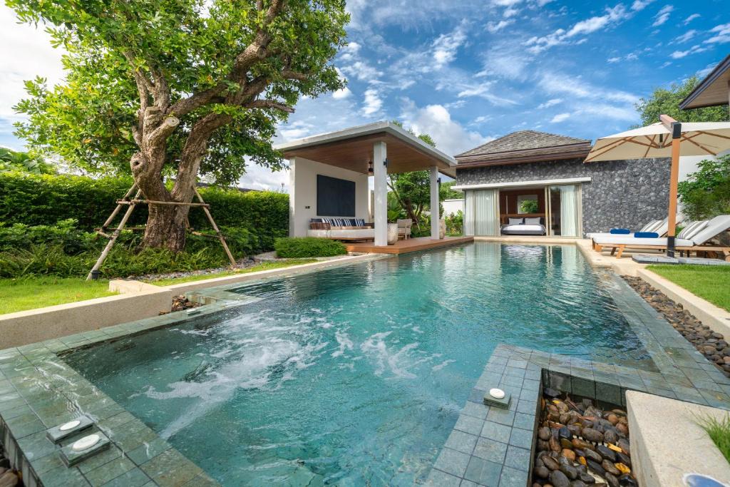 Si Sunthon Villa | Luxury Royale Bangtao Pool Villa with maid
