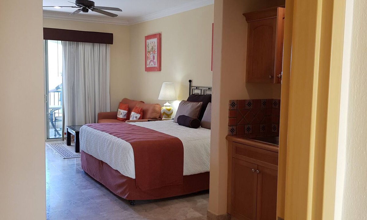Loreto Resort | Luxury Two Bedroom Ocean Front Penthouse with Spa on Terrace at Villa del Palmar