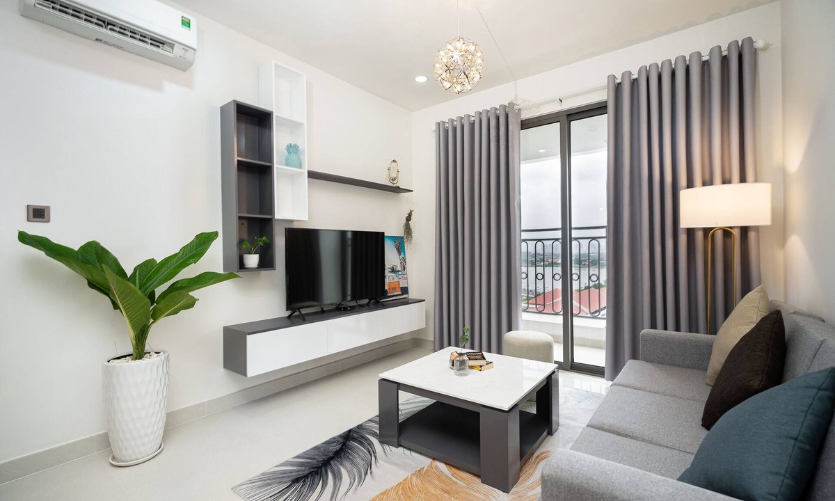 Thu Thiem Apartment | Lynhapartment-Saigon Royal Residence 2bed Pool Gym