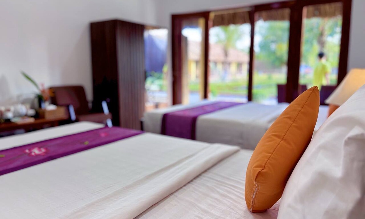 Giong Trom Hotel | Mango Home Riverside