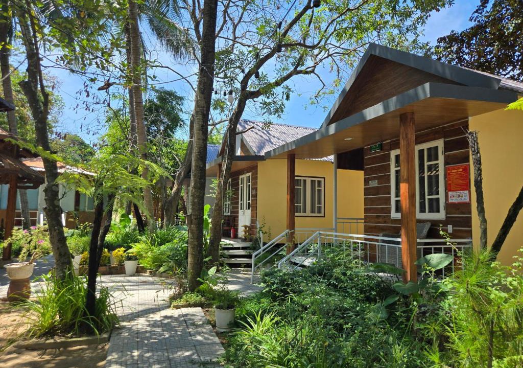 Hue House | MangoGarden BUNGALOW & COFFEE