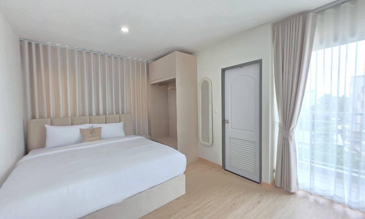 Saen Suk Hotel | Memo Bangsaen