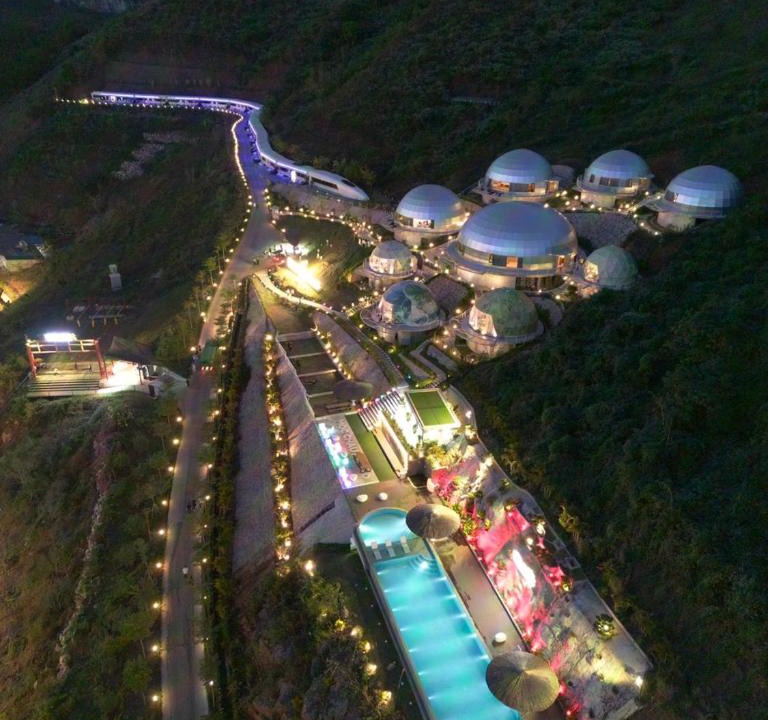 Moc Chau Hotel | Moc Chau Island - Mountain Park and Resort