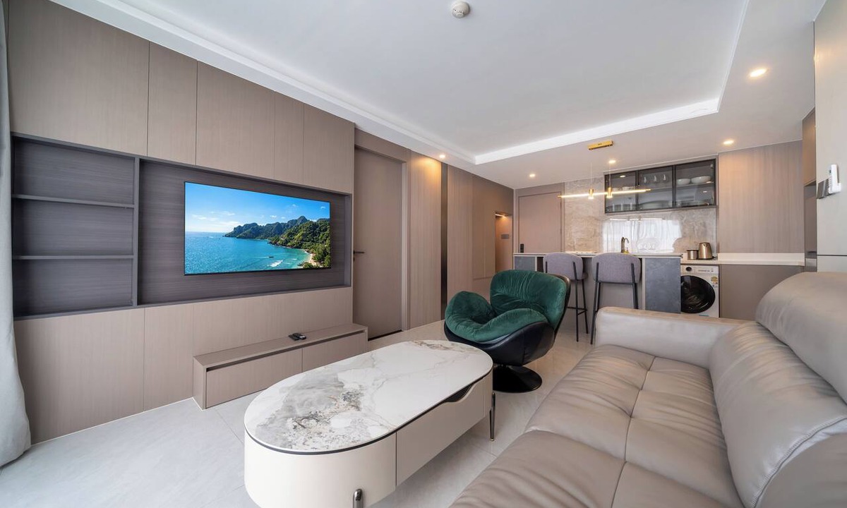 Bang Tao Apartment | Modern 2BR Apt near Bangtao Beach - Pool - Gym & WiFi