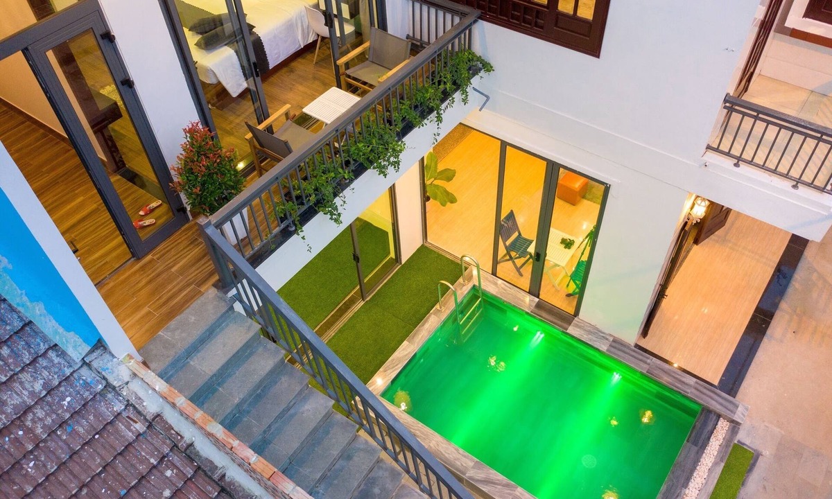 Cam An Villa | Modern, beautifully furnished private villa with 5 minutes to the beach.