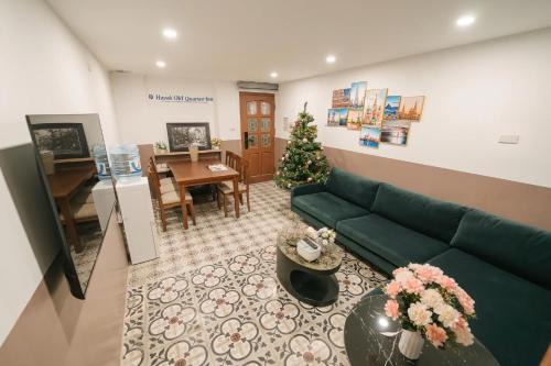 Hanoi Backpacker Quarter Apartment | Morden Apt 6Br Old Quater