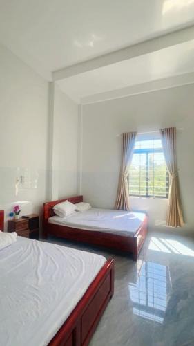 Hoai Nhon Hotel | Motel - Nhà nghỉ Yến Nhi