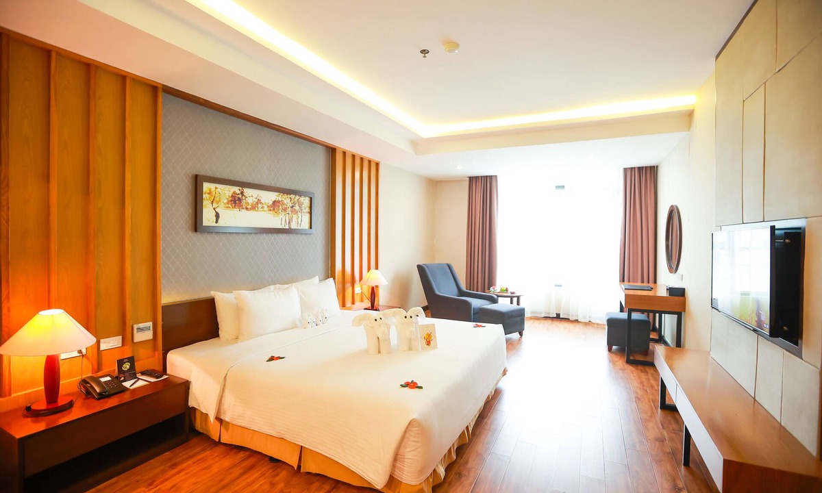 Dong Hoi Hotel | Muong Thanh Luxury Nhat Le Hotel