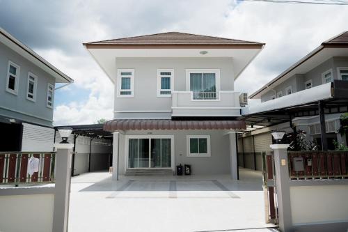 Khlong Hae House | NS House Hatyai Spacious 3BR Family House near Khlong Hae Floating Market
