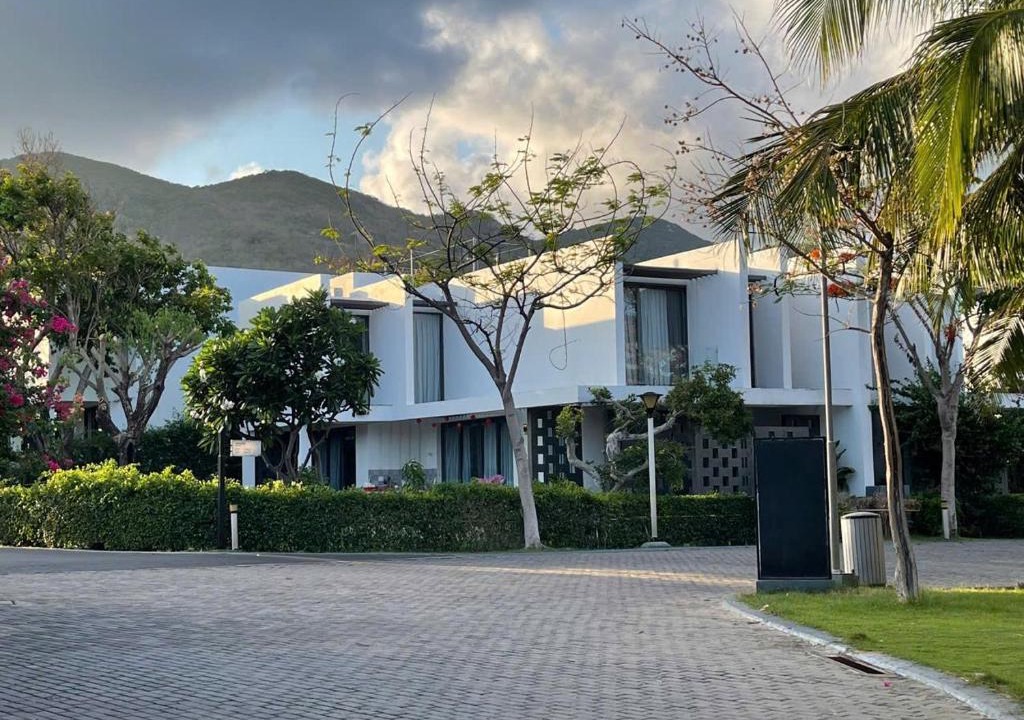 Long Hai Villa | Oceanami Villas & Beach Club