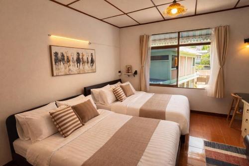 Pratunam Apartment | Old Bangkok Charm - PhayaThai BTS 2 min - 4 Guests